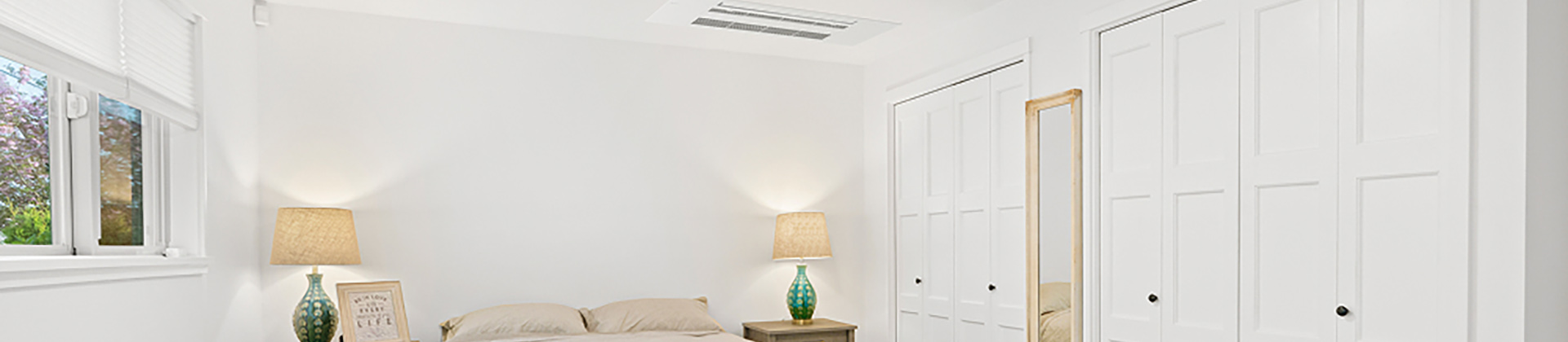 _materials_ids_lifestyle_mlz-lifestyle-2022-white-bedroom-banner